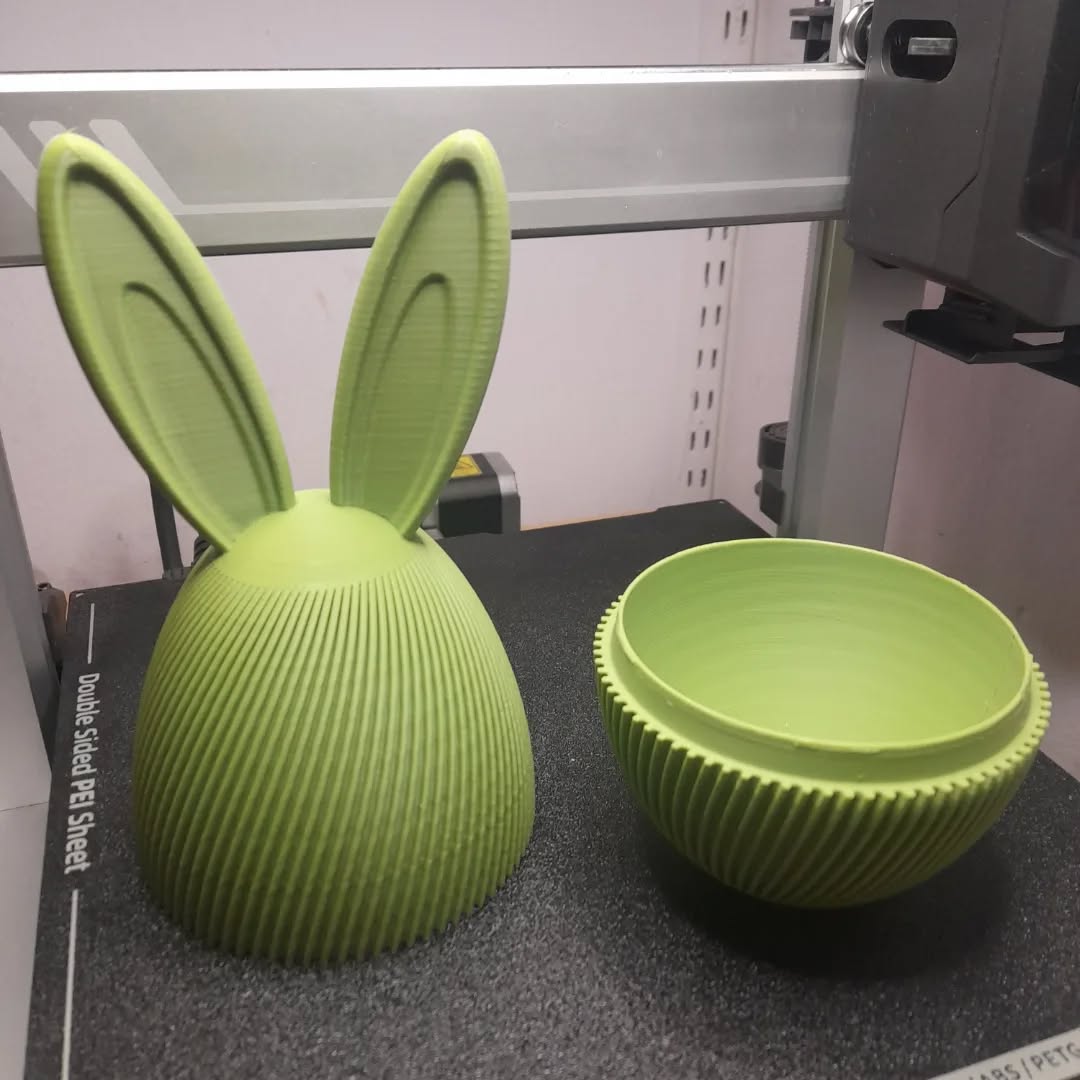 Osterhasen Ei mit Deckel – 3D gedruckte Geschenkbox für Ostern